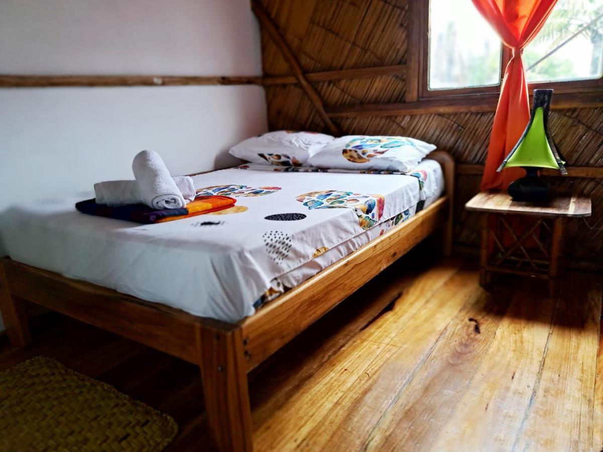 Hostal Olmito Canoa Bagian luar foto