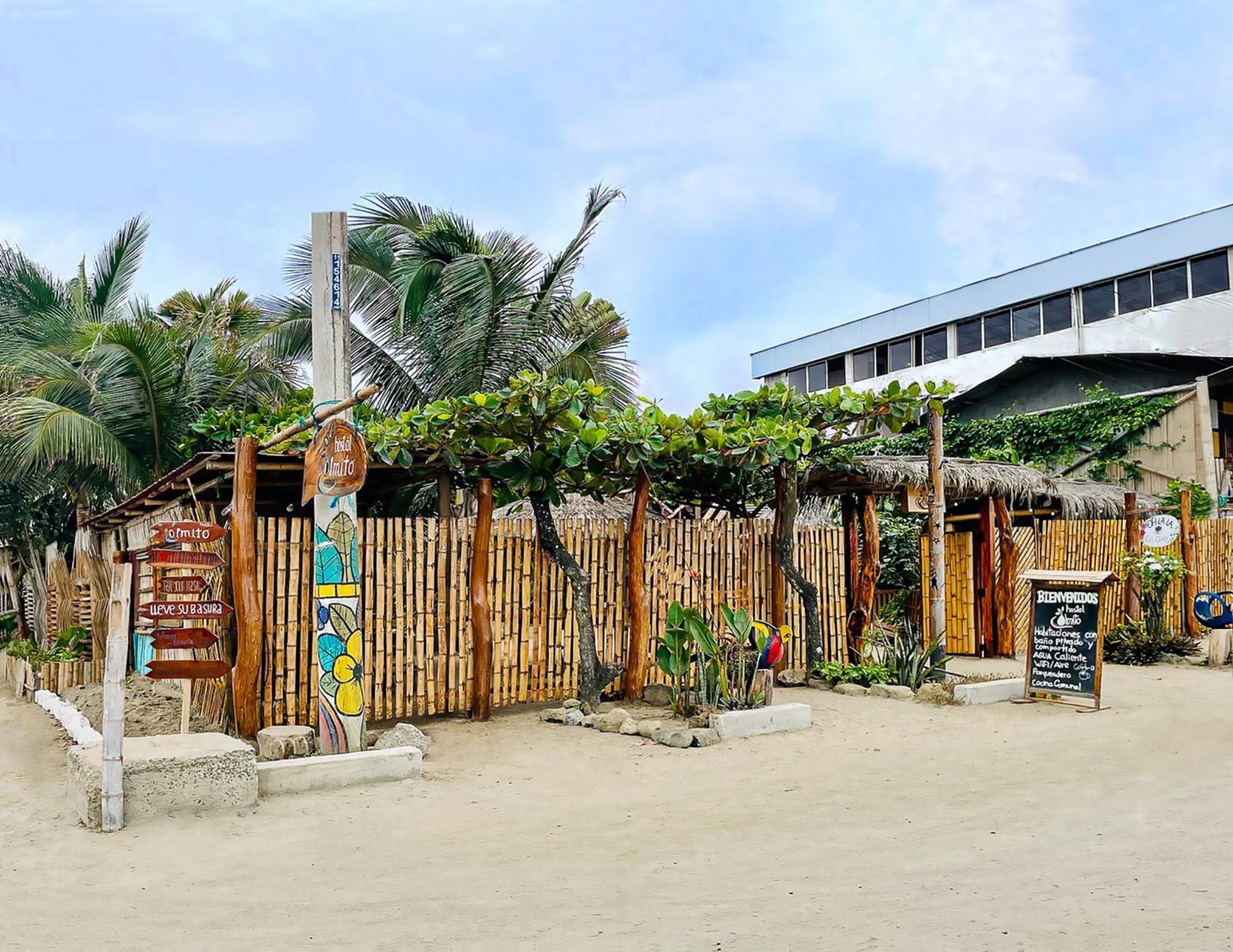 Hostal Olmito Canoa Bagian luar foto