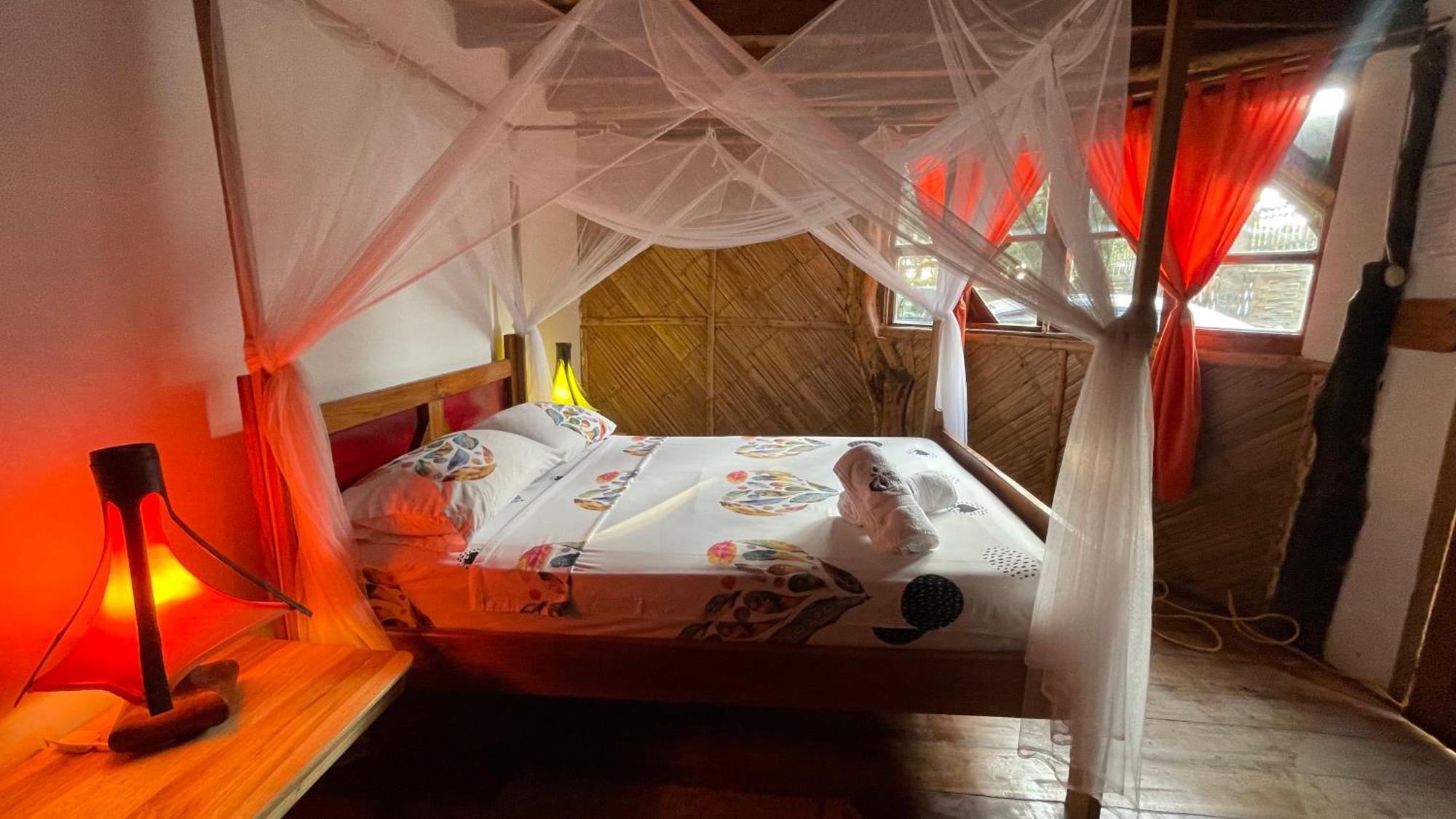 Hostal Olmito Canoa Bagian luar foto