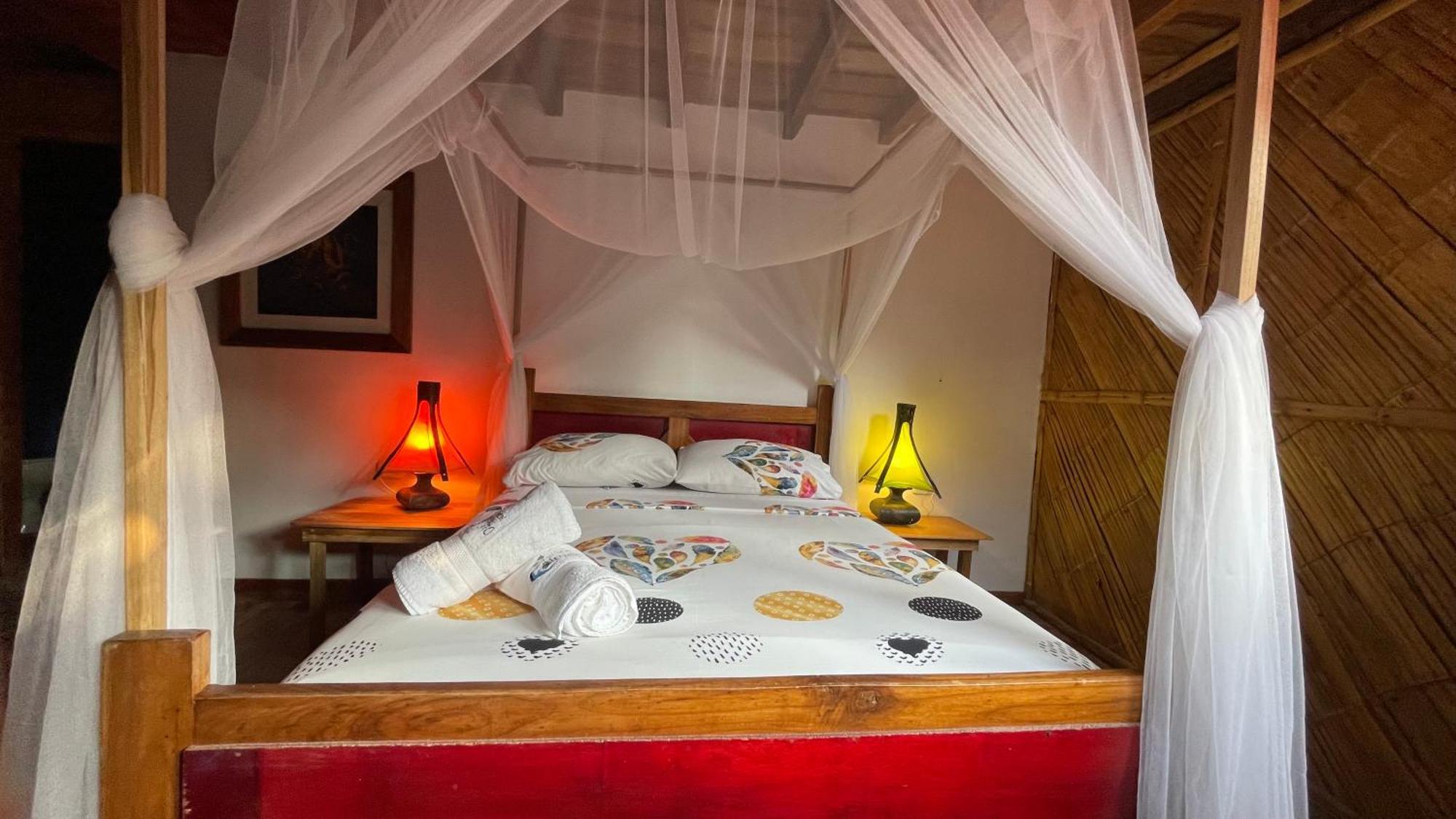 Hostal Olmito Canoa Bagian luar foto